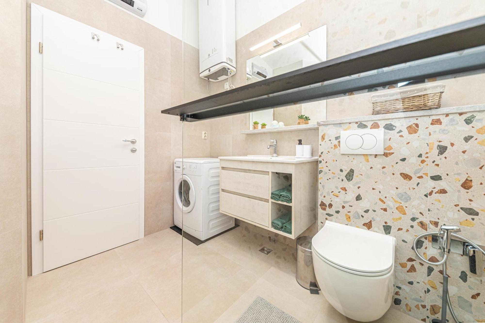 Apartments Iskra Стобреч Екстер'єр фото
