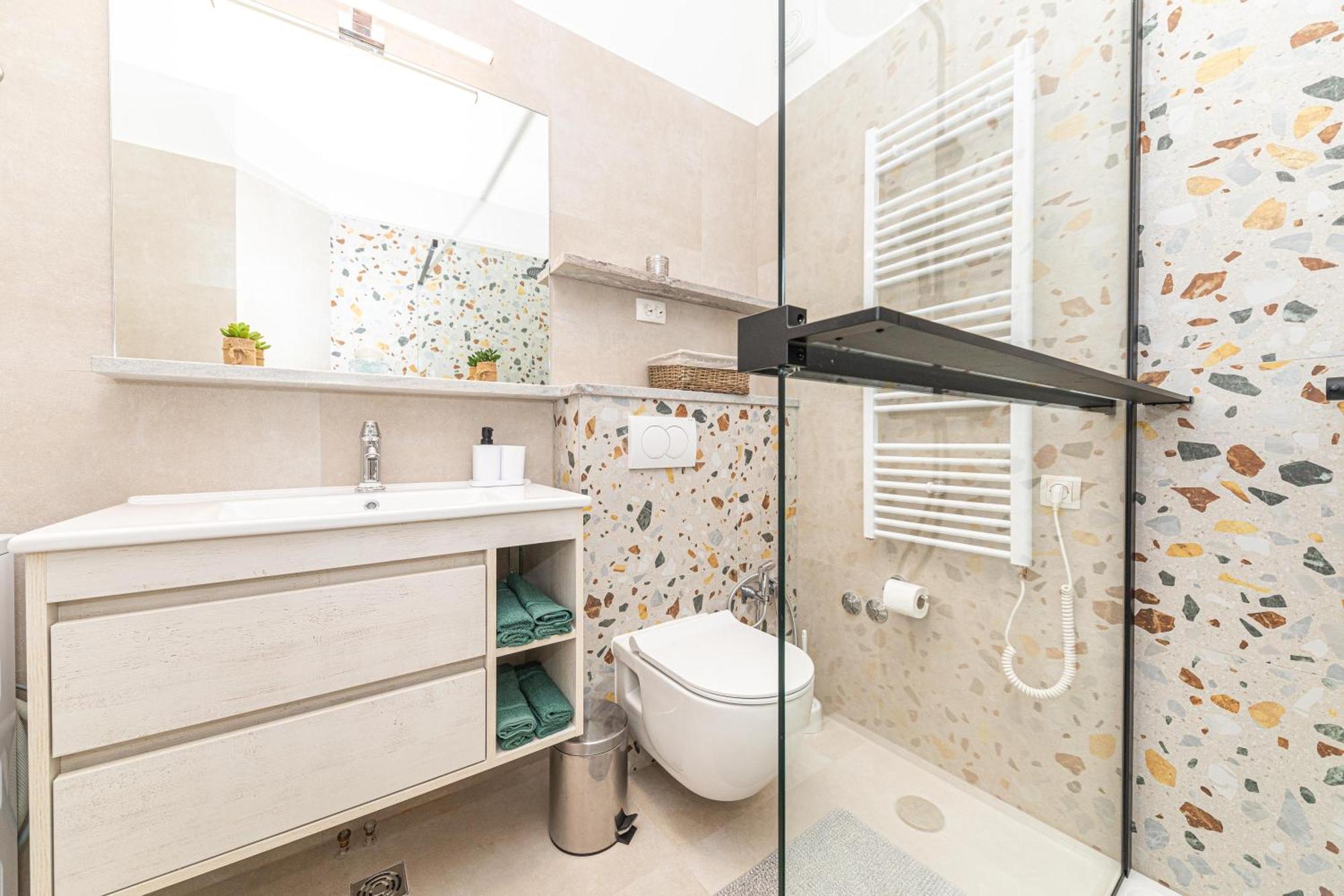 Apartments Iskra Стобреч Екстер'єр фото